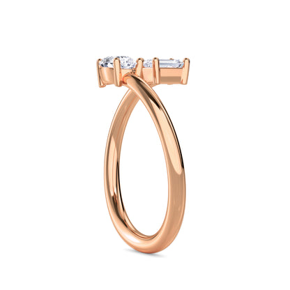 18 KT Gold Lab Grown Diamond Ring for Women