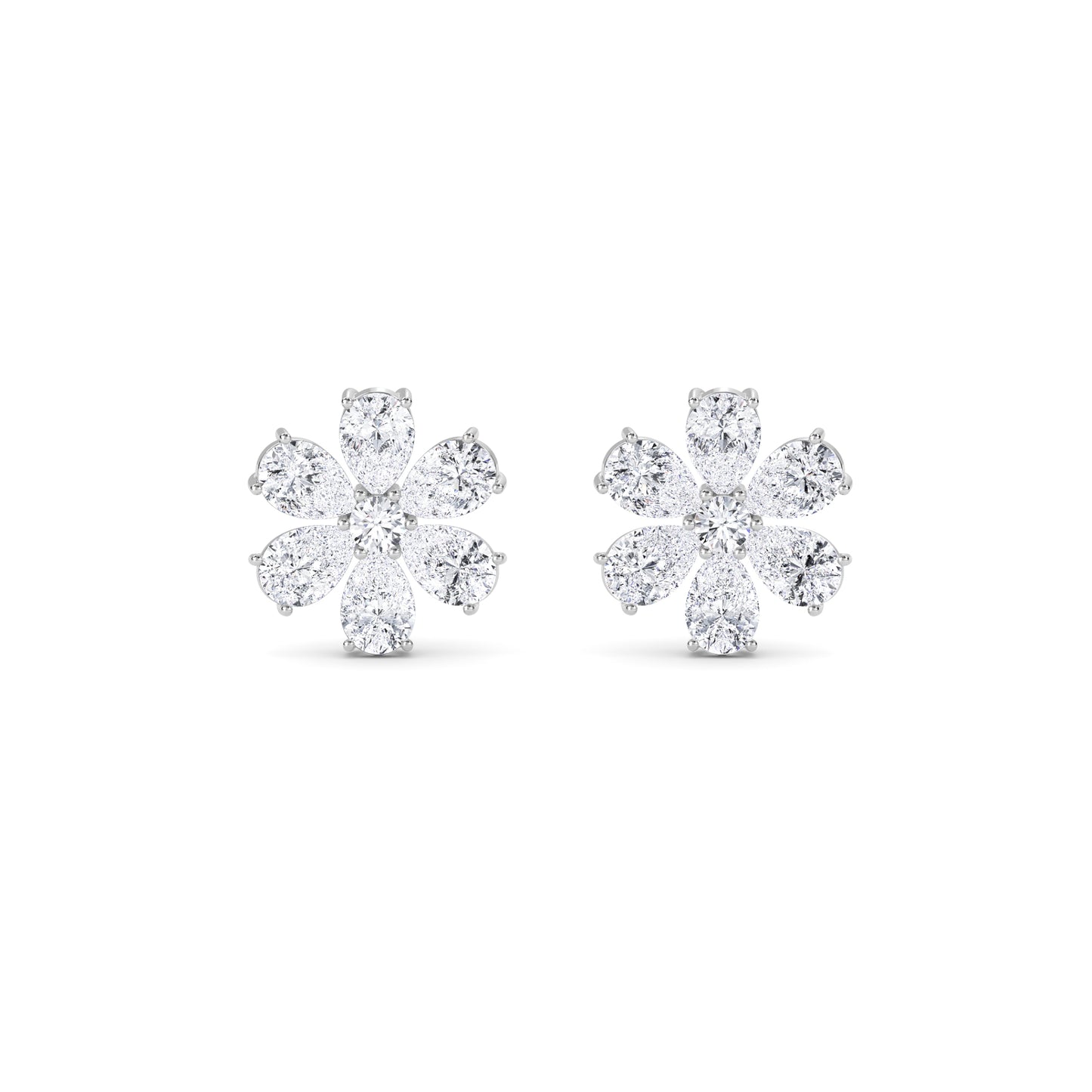 18 Kt Gold Lab Grown Diamond Stud Earrings